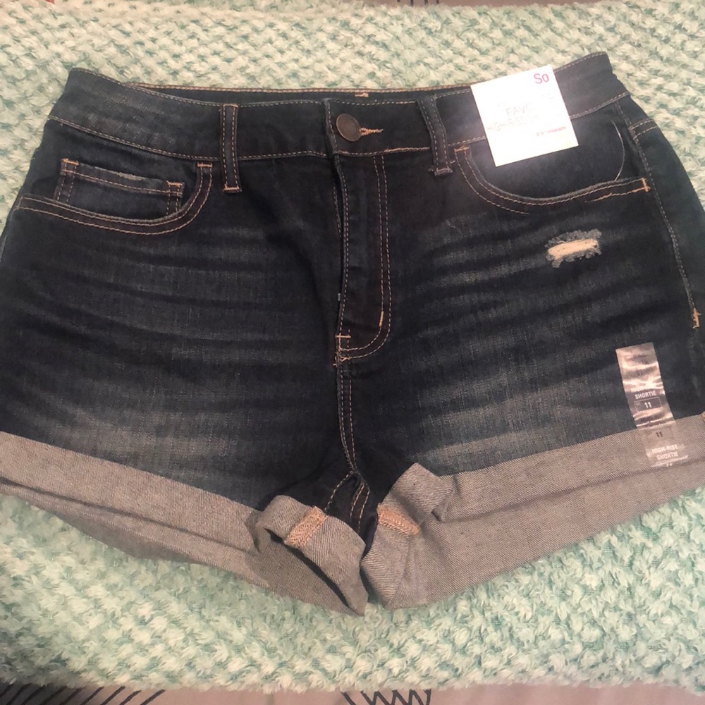 So Jean Shorts - Picture 1 of 4